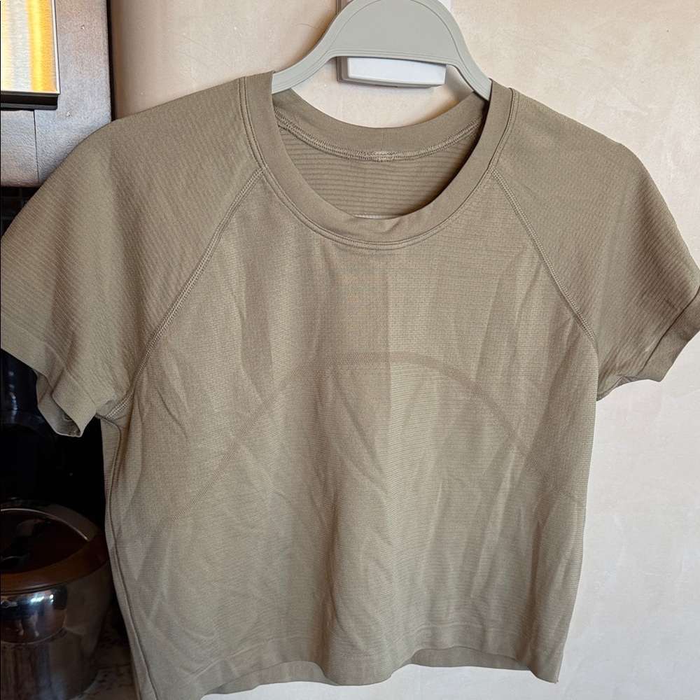 Casual Olive Green Women's Top